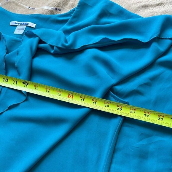 🎉5 for $45🎉 Nygard Top Blouse Shirt Size L Blue - Picture 6 of 7
